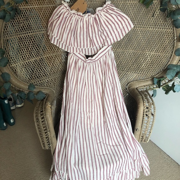 Dresses & Skirts - Striped two piece set.